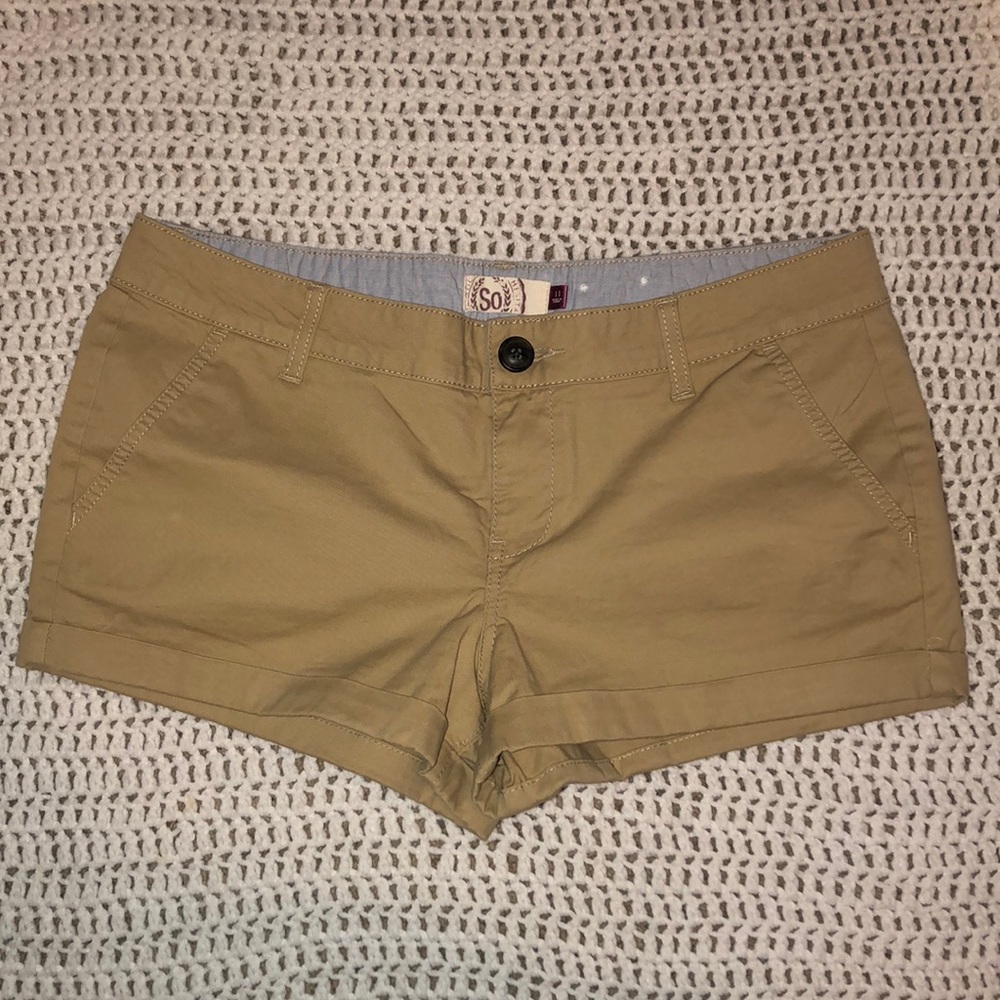 So tan shorts size 11